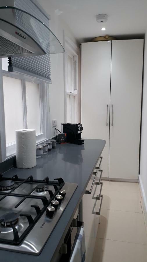 Luxury Finchley Rd Apartments Londra